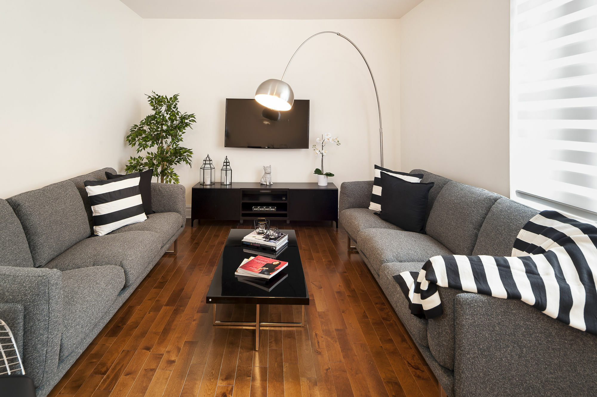 Stanley Court Apartments By Simplissimmo Montreal Exterior photo